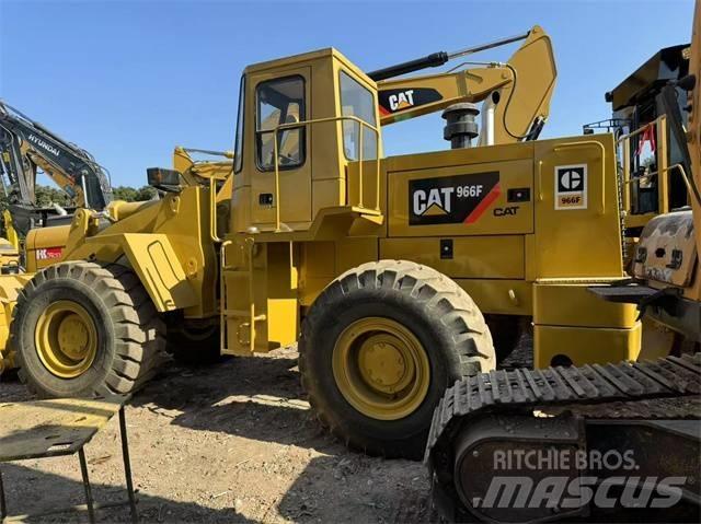 CAT 966 F Ładowarki kołowe