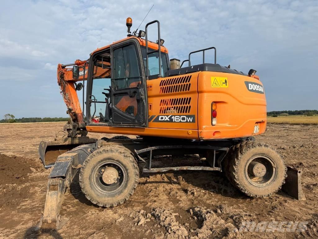Doosan DX 160 W-3 Koparki kołowe