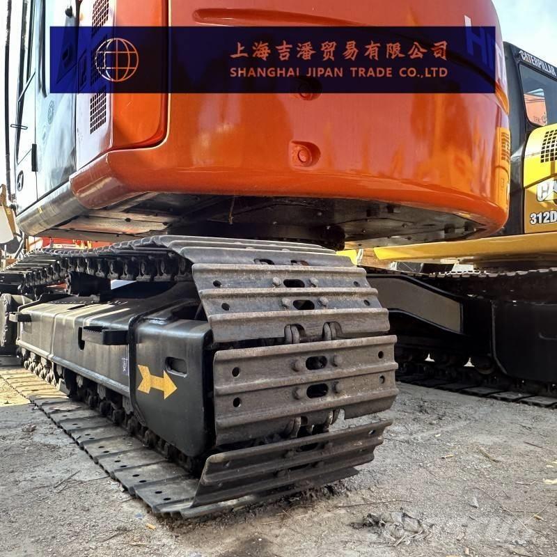 Hitachi ZX 135 Koparki gąsienicowe