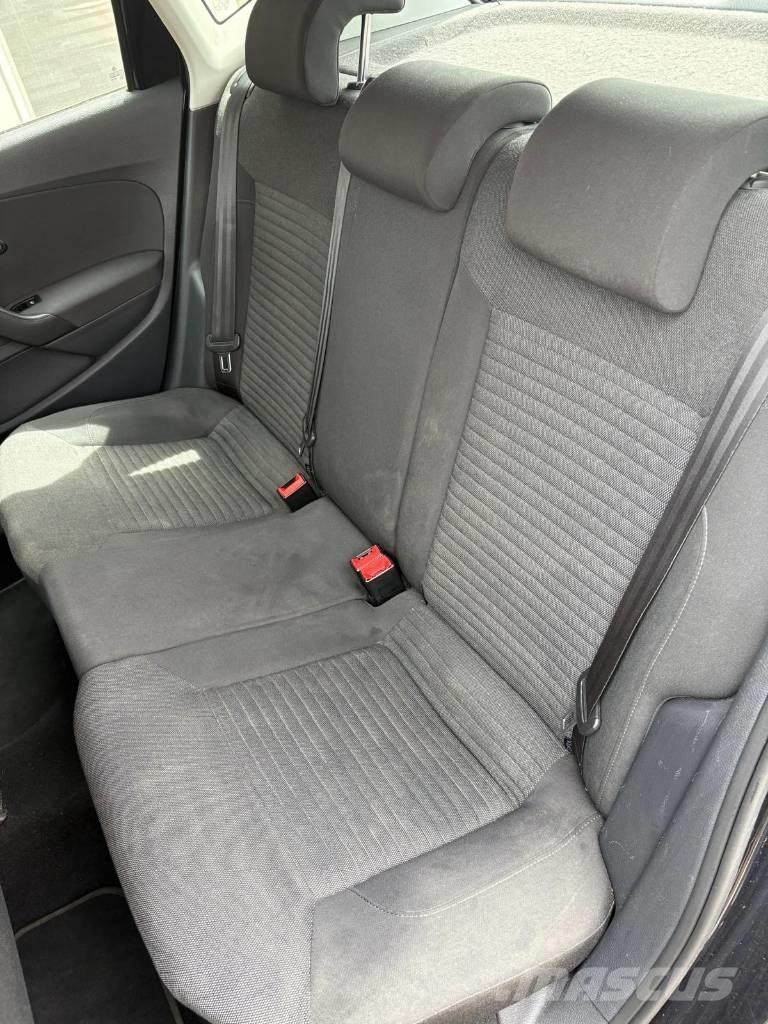 Volkswagen Polo Samochody osobowe