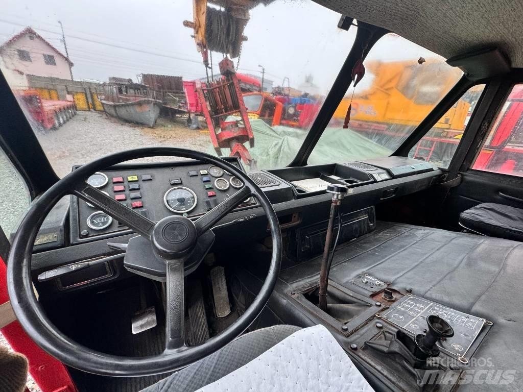 Coles 830T Żurawie szosowo-terenowe
