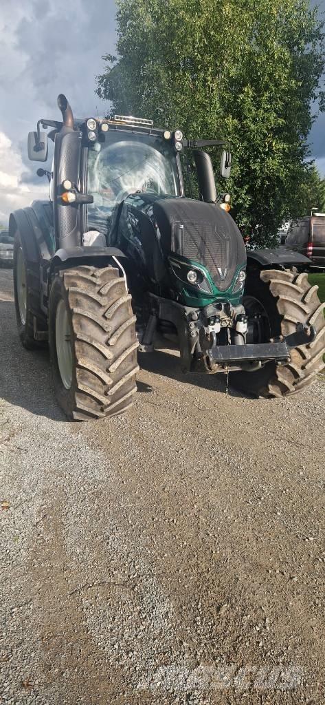 Valtra T194 versu Ciągniki rolnicze