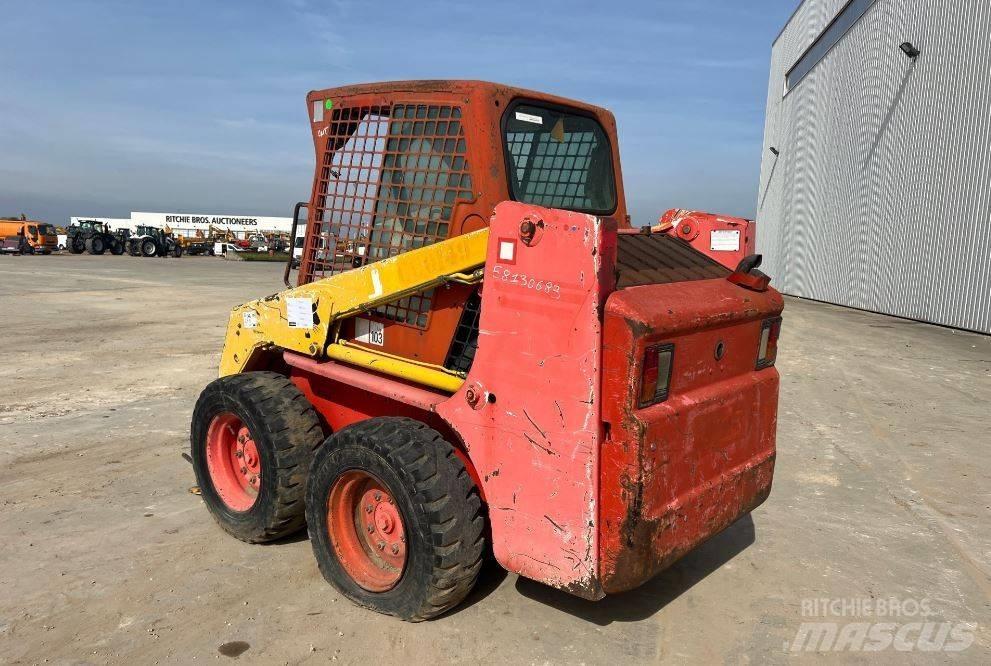 Bobcat 753 Ładowarki burtowe