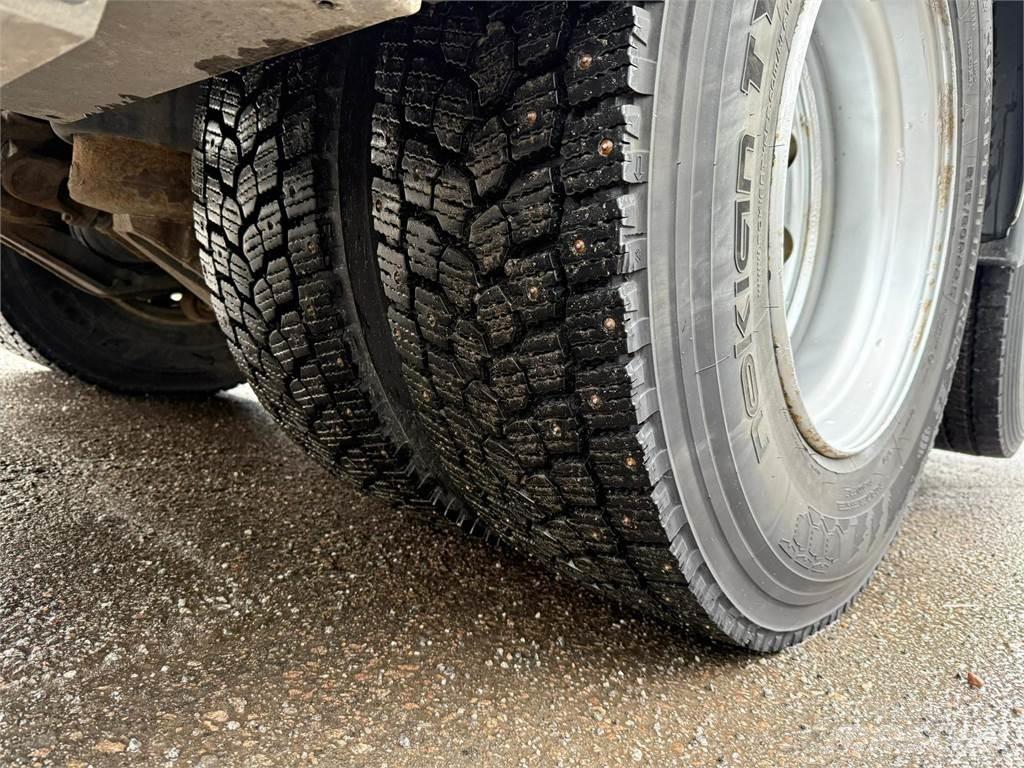 Volvo FM380 6x2 Samochody ciężarowe ze skrzynią zamkniętą