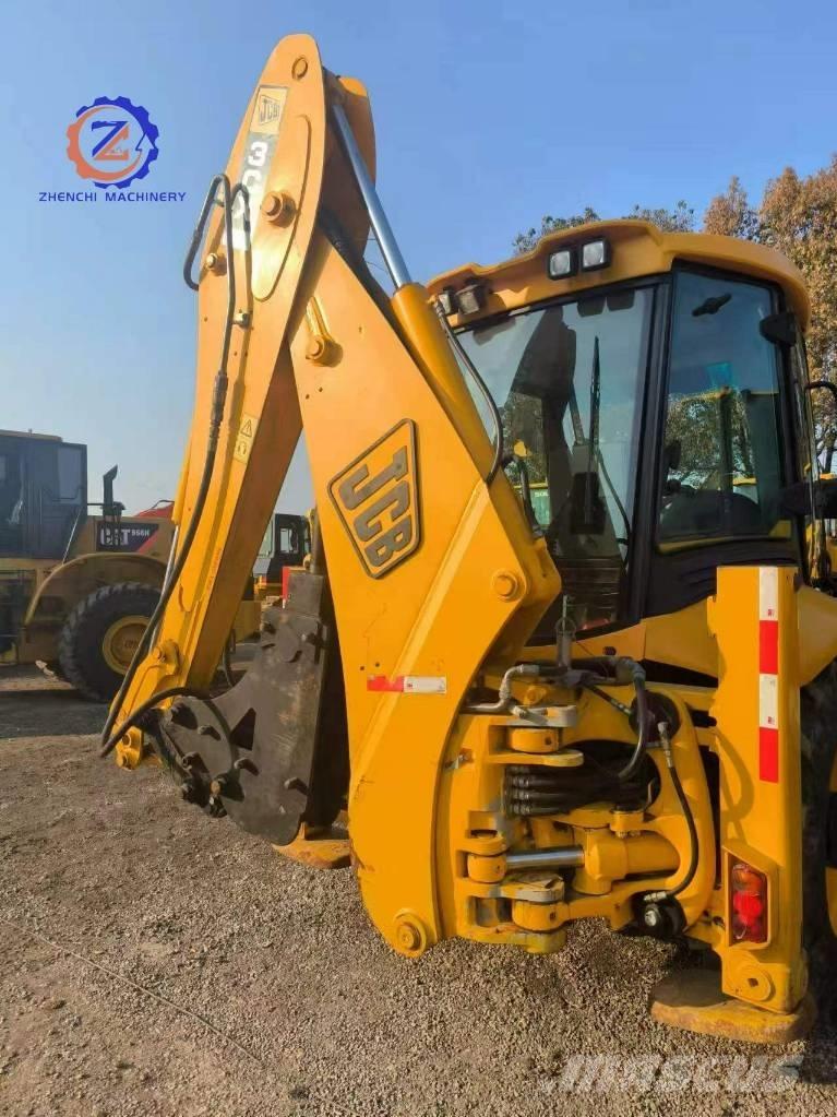 JCB 3 CX Koparko-ładowarki