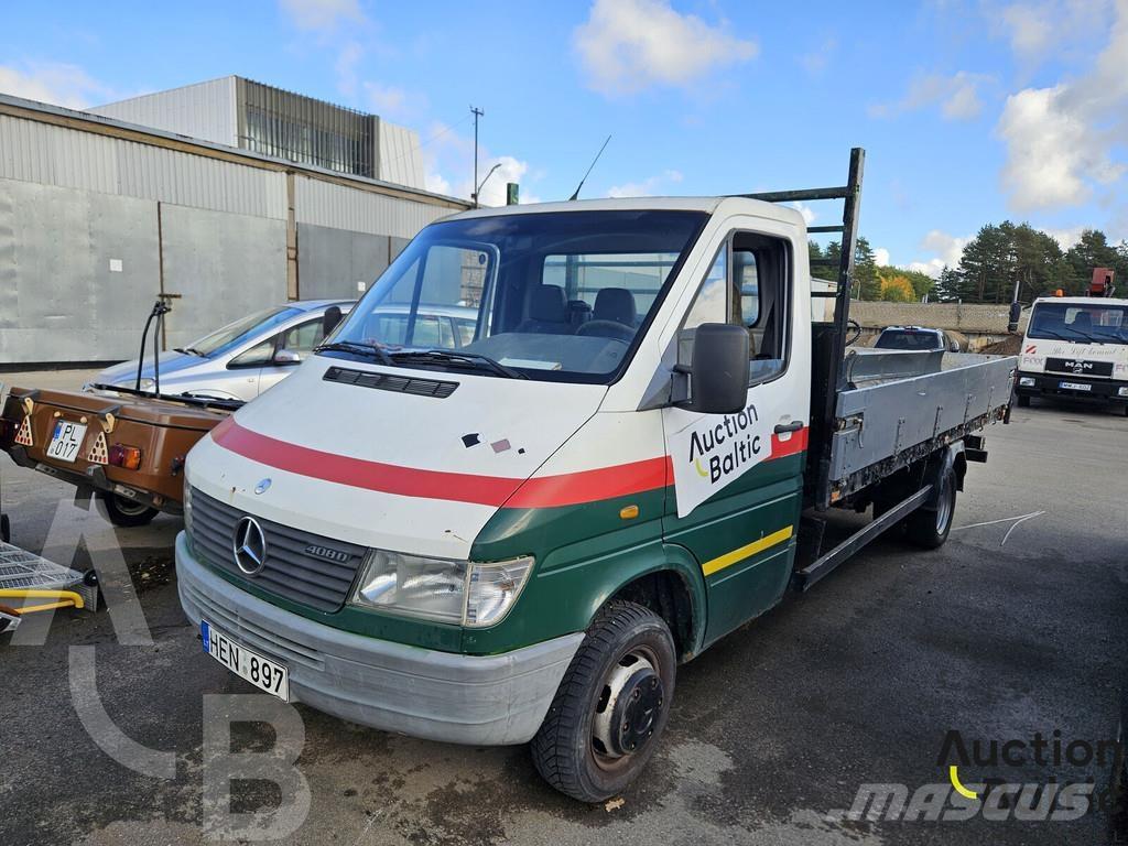 Mercedes-Benz 408 Pick-upy / Pojazdy z otwieranymi burtami