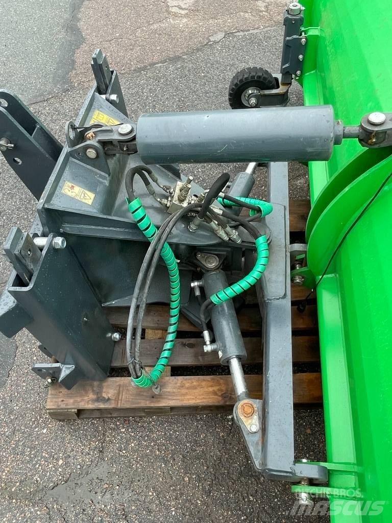 Sami DM-3700 Lemiesze i pługi śnieżne