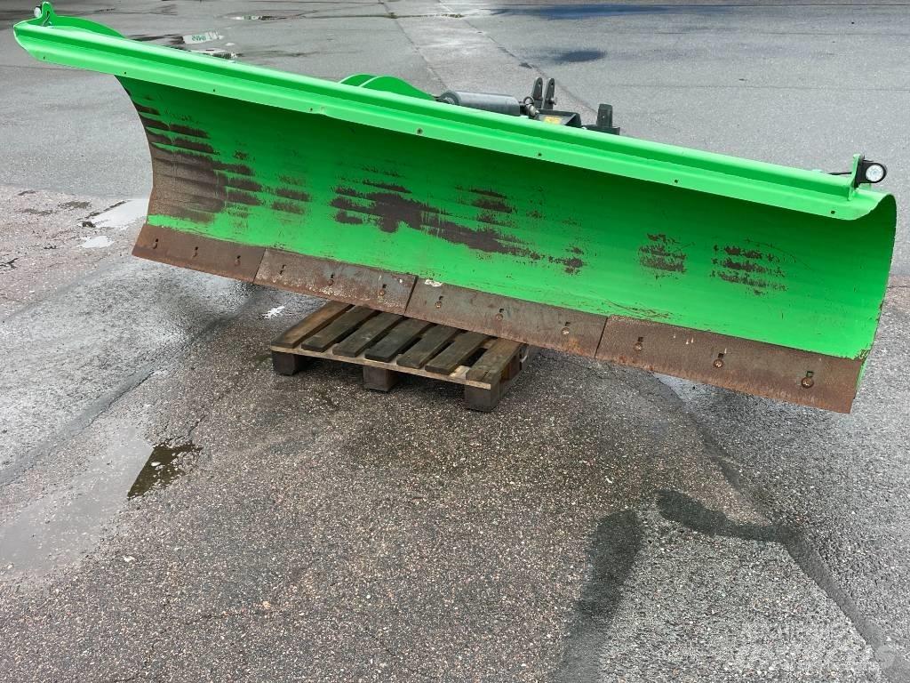Sami DM-3700 Lemiesze i pługi śnieżne