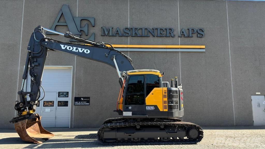 Volvo ECR 235 E Koparki gąsienicowe