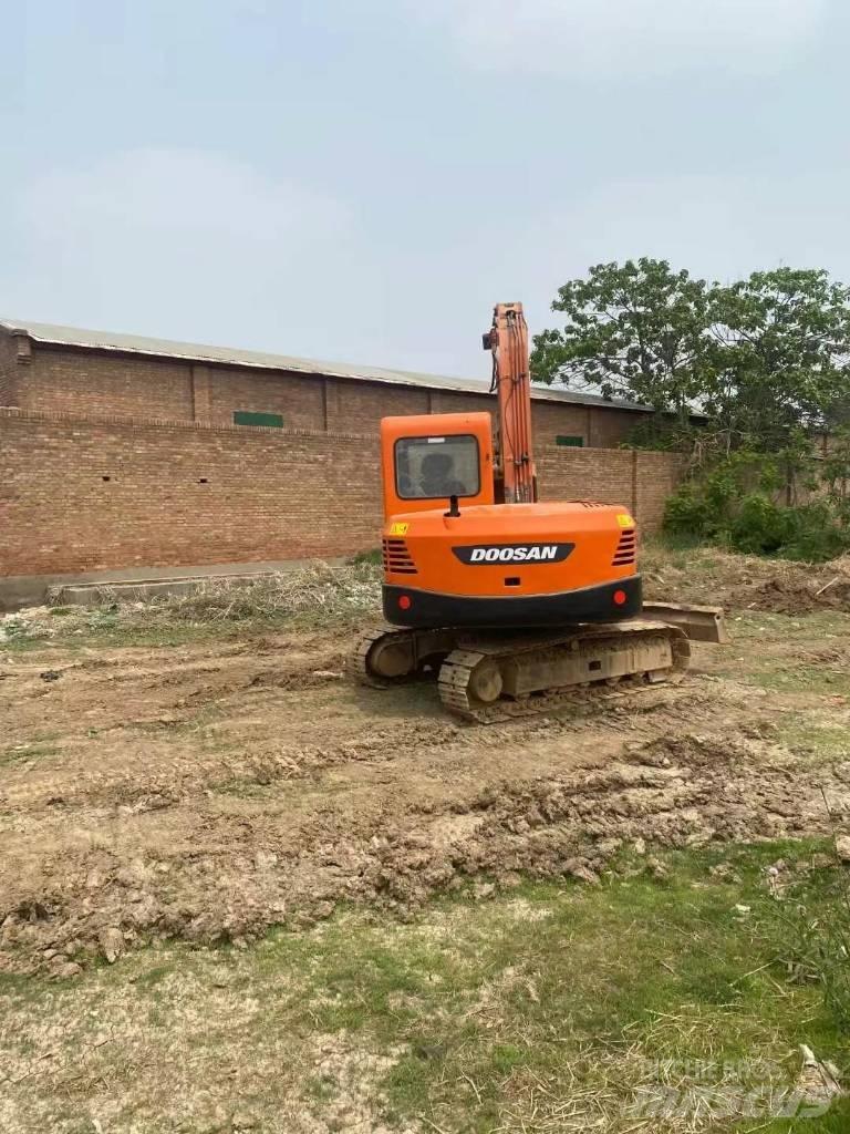 Doosan DX80 Midikoparki  7t - 12t