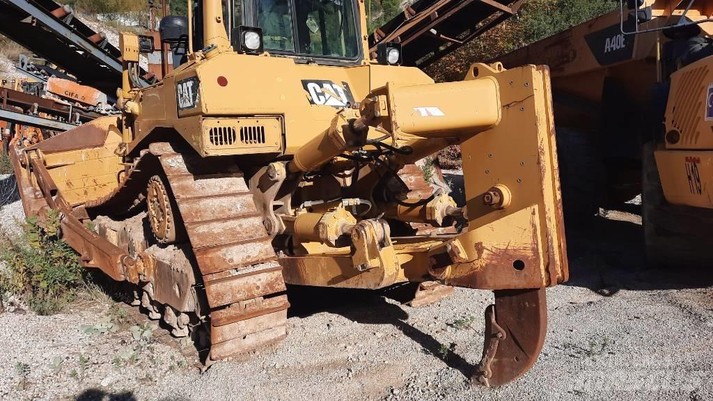CAT D 8 R II Spycharki gąsienicowe