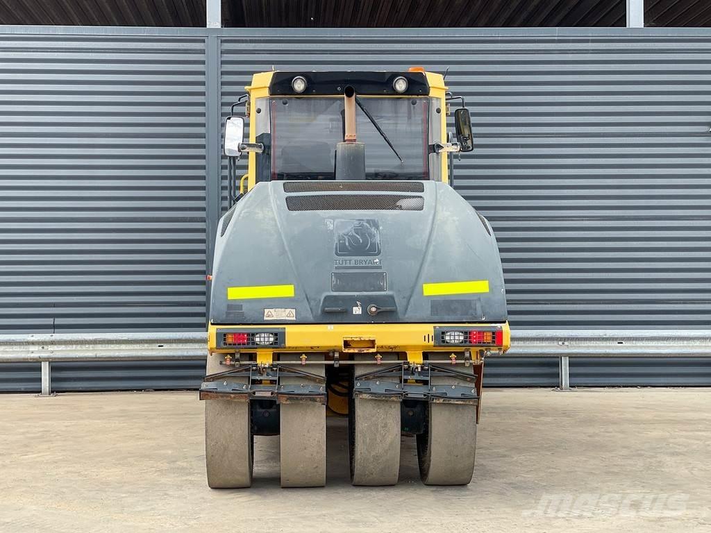 Bomag BW 25 RH Walce ogumione