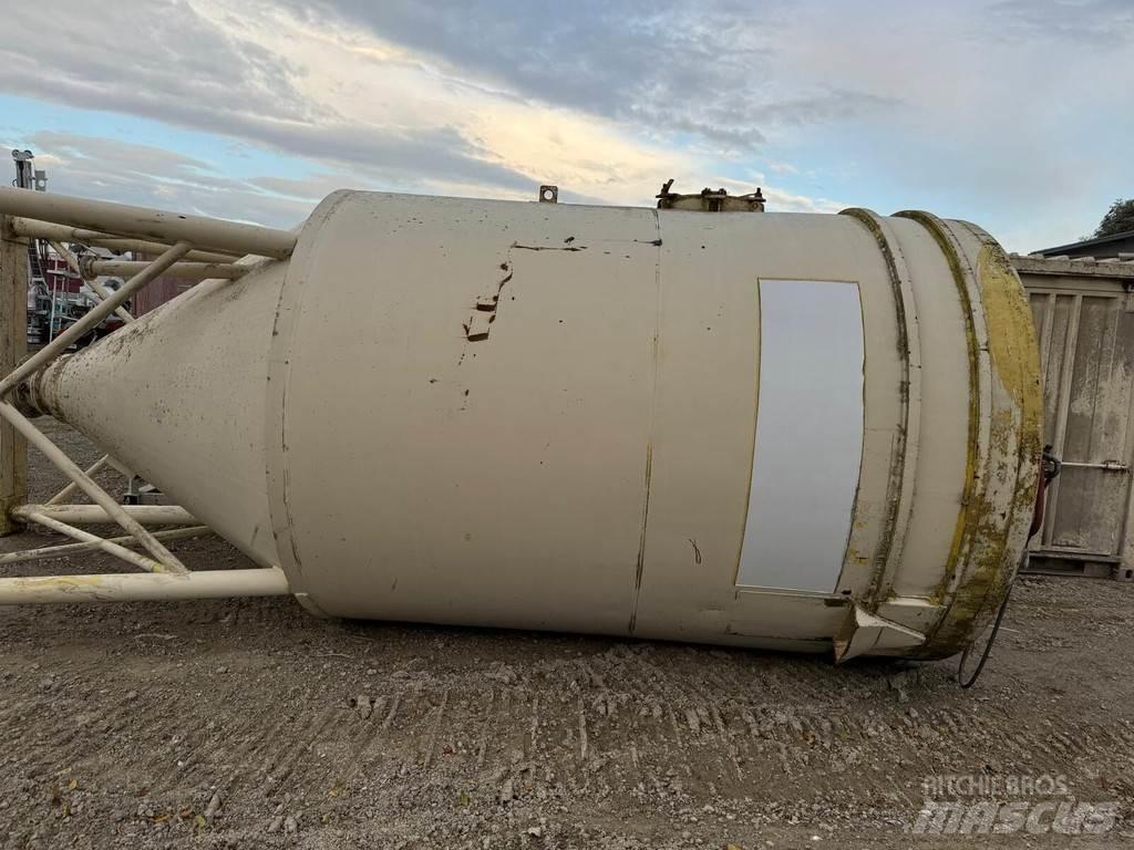  Silo 18 m3 Sprzęt rozładowczy do silosów