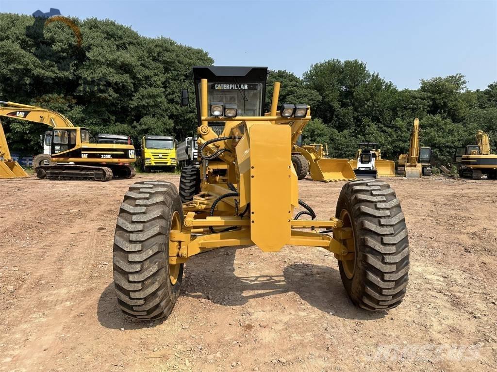 CAT 140G Równiarki