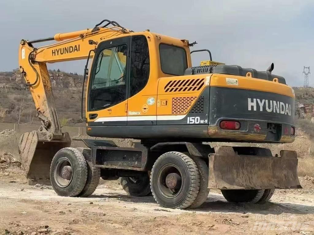 Hyundai 15 BT-9 Koparki kołowe