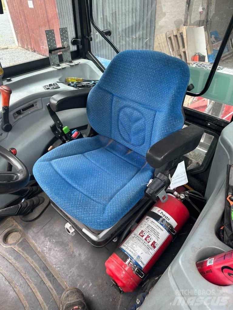 New Holland T 5040 Ciągniki rolnicze