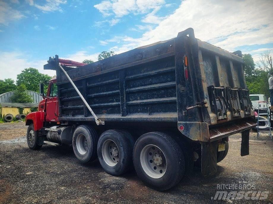 Mack CH613 Wywrotki