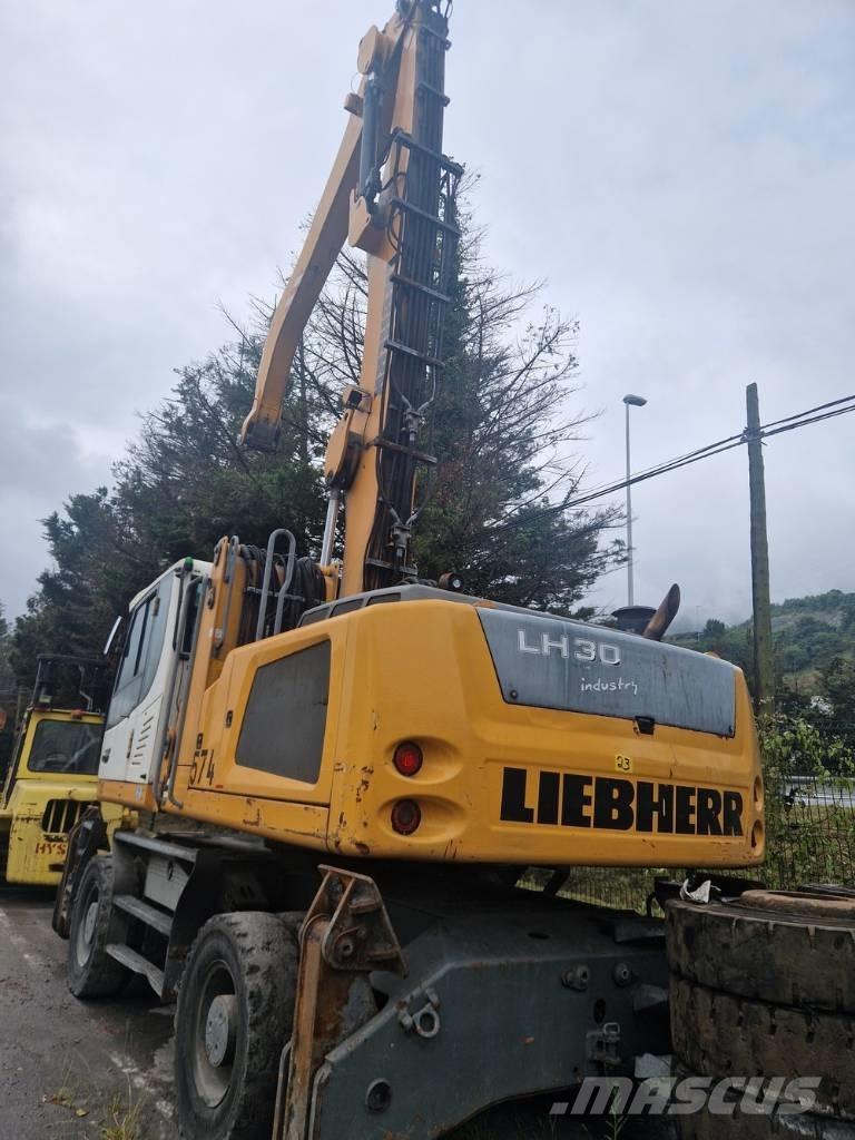 Liebherr LH 30 M Koparki przeładunkowe