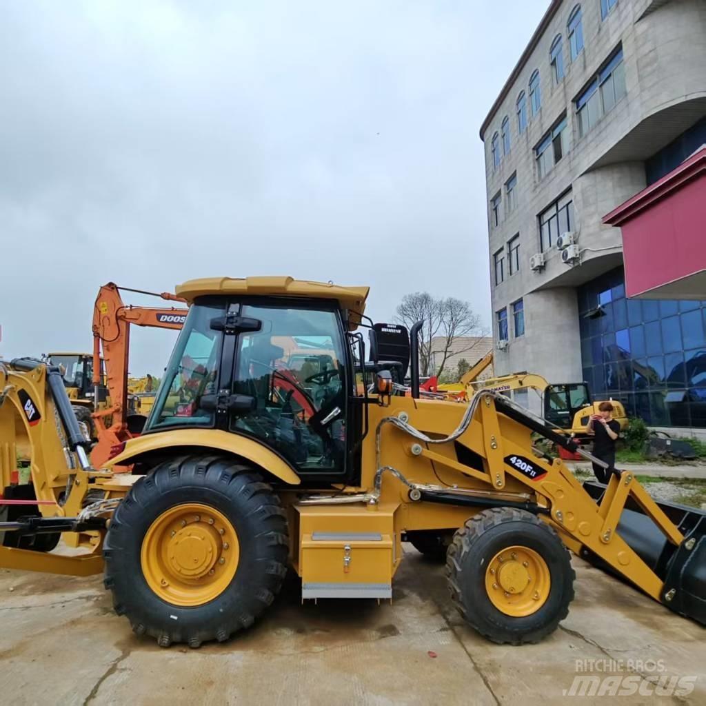 CAT 420 Koparko-ładowarki