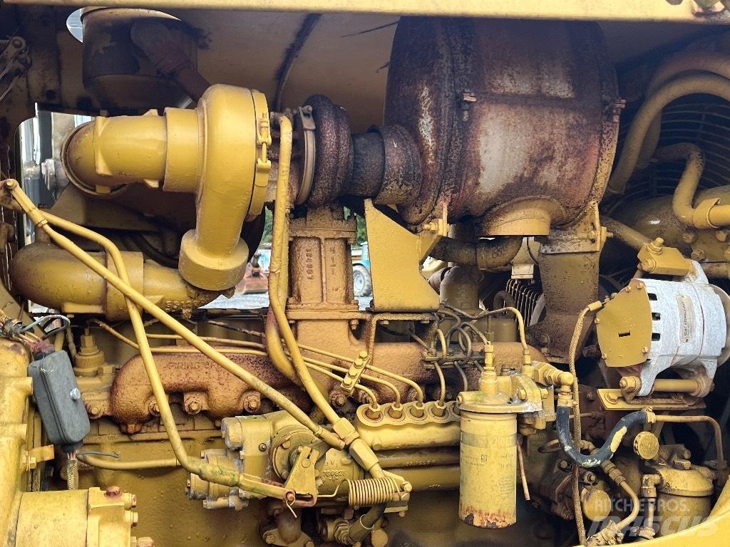 CAT D 7 Spycharki gąsienicowe