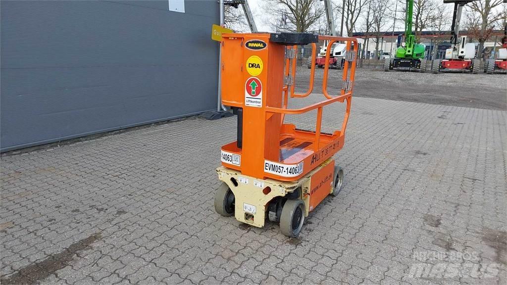 JLG 1230ES Inne podnośniki
