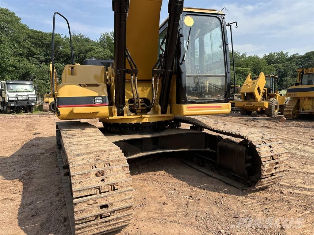 CAT 330 B L Koparki gąsienicowe
