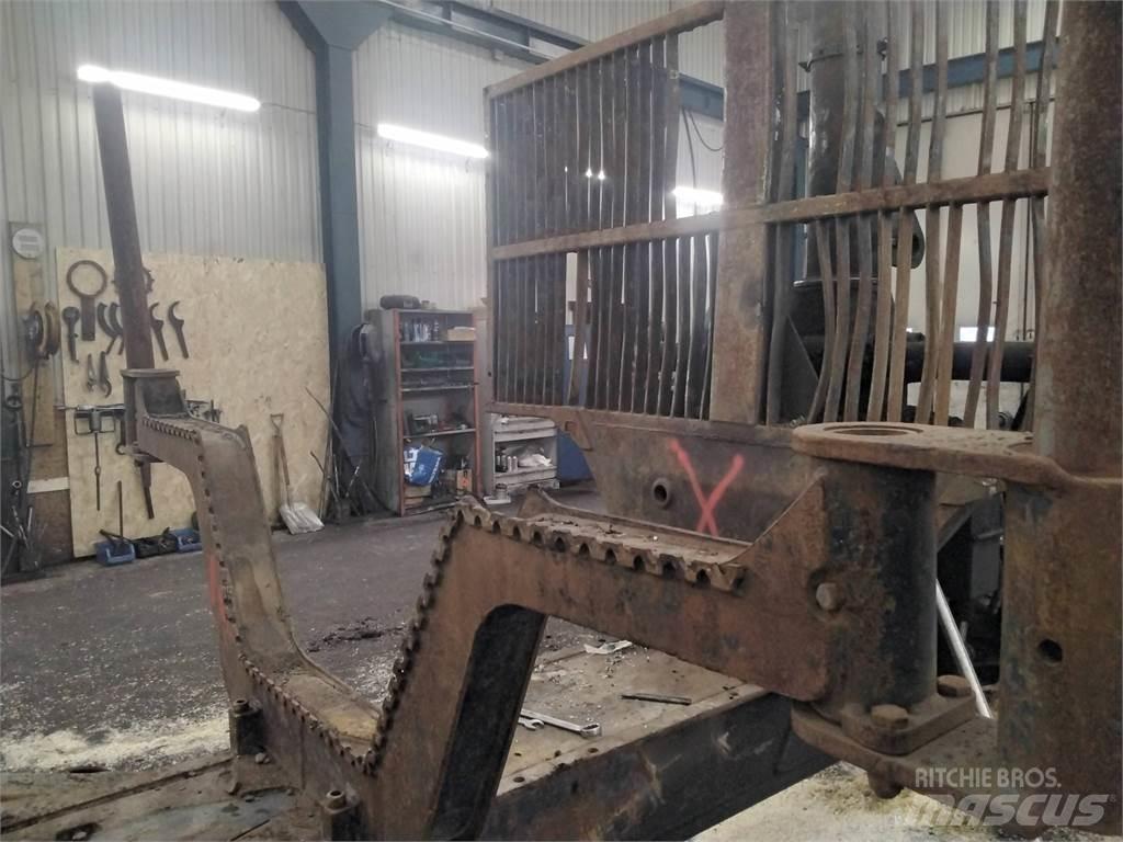 Valmet 890 Inne akcesoria