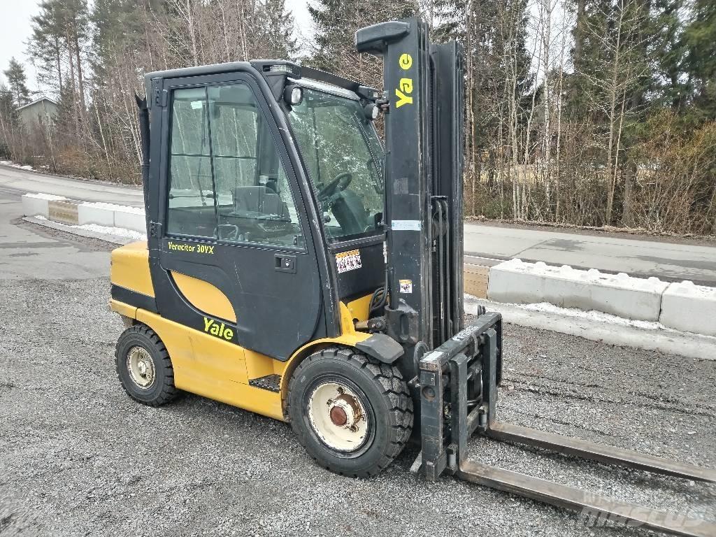 Yale GDP30VX E2345 Wózki Diesla