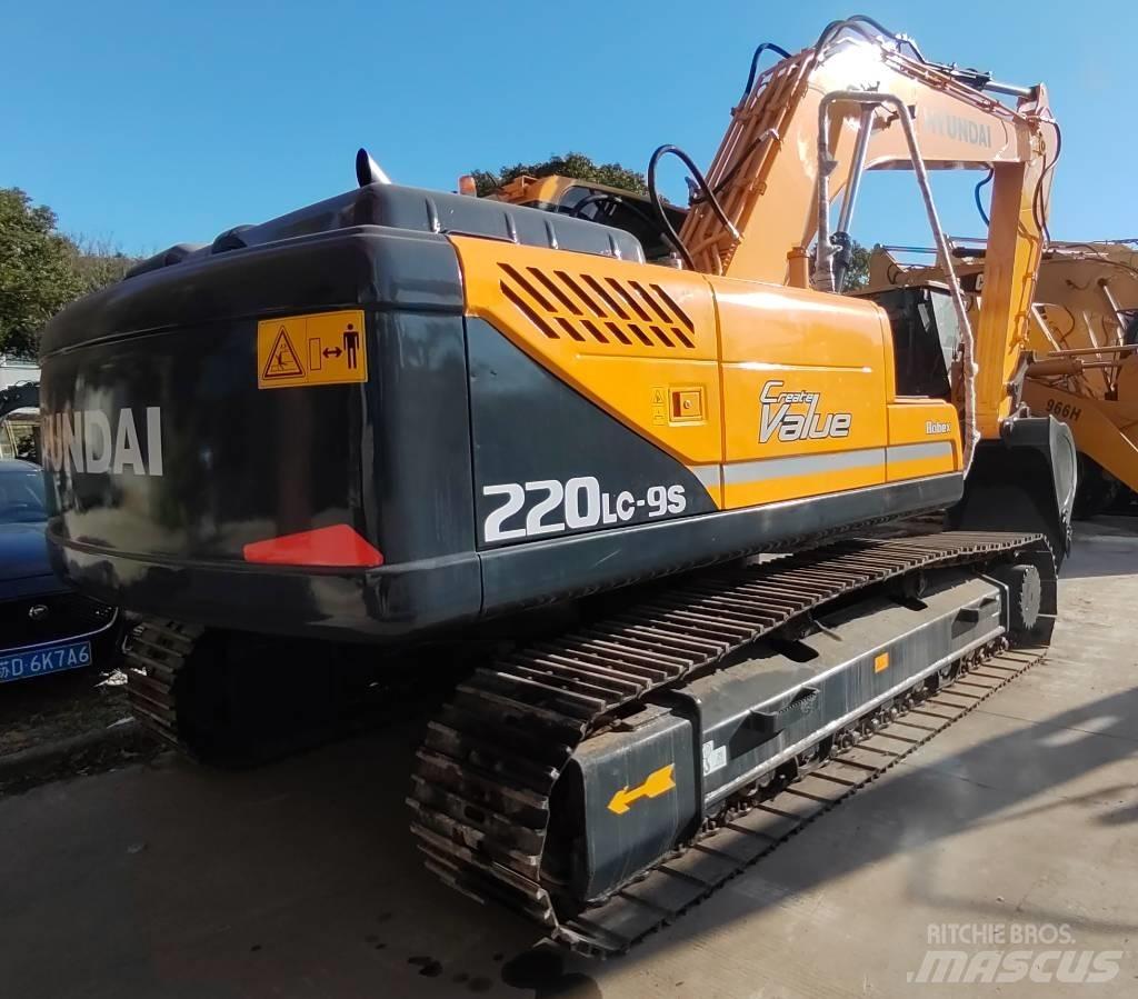 Hyundai 220LC-9S Koparki gąsienicowe