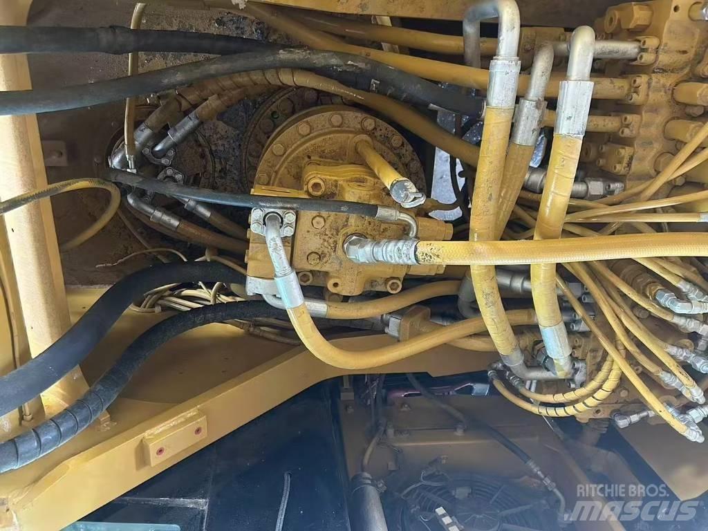 CAT 329 D L Koparki gąsienicowe