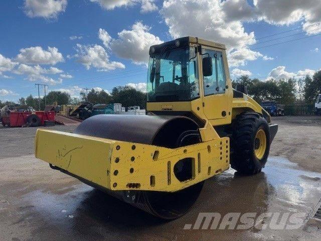 Bomag BW 216 DH-4i Walce jednobębnowe