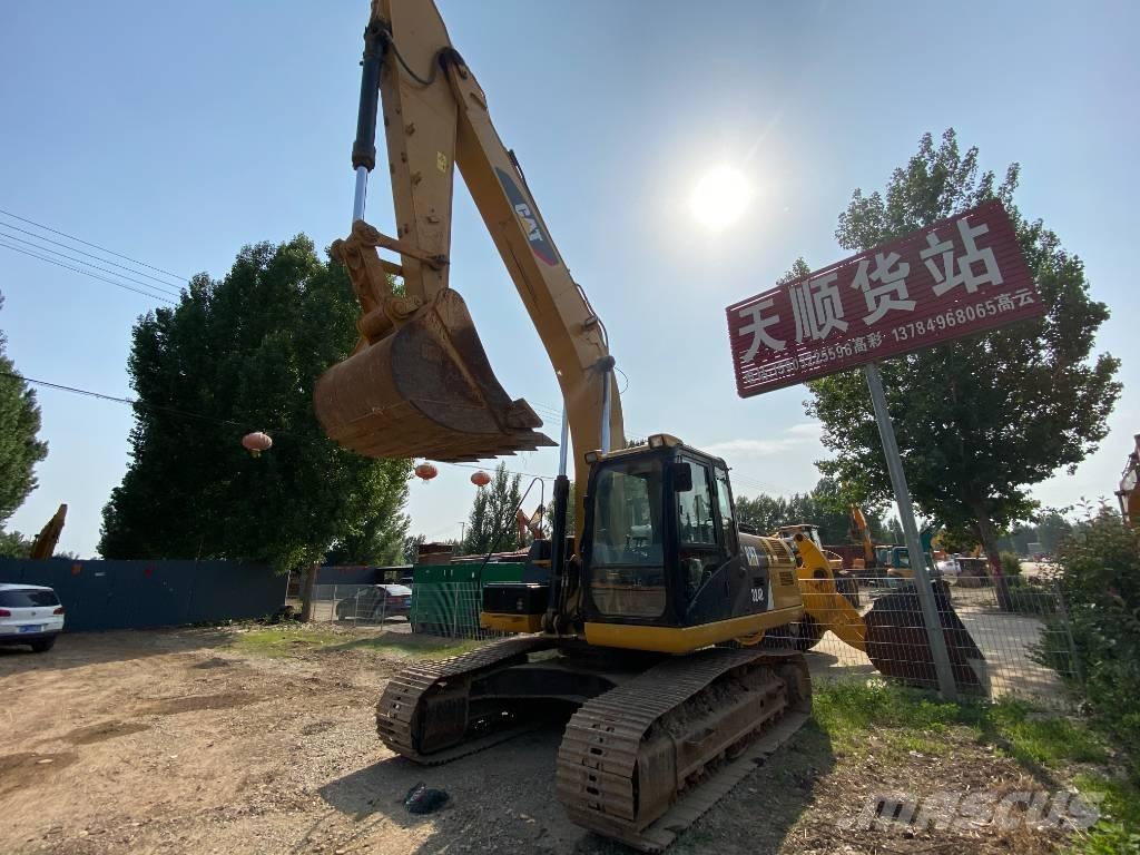 CAT 324D Koparki gąsienicowe