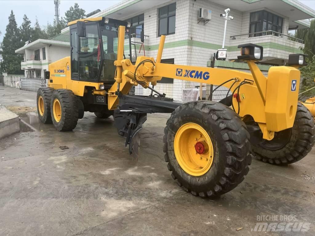 XCMG GR 180 Równiarki