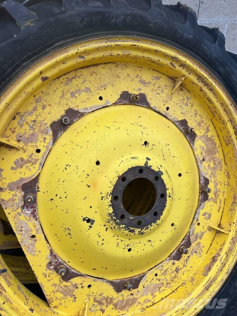 Alliance 230/95R44 Opony, koła i felgi