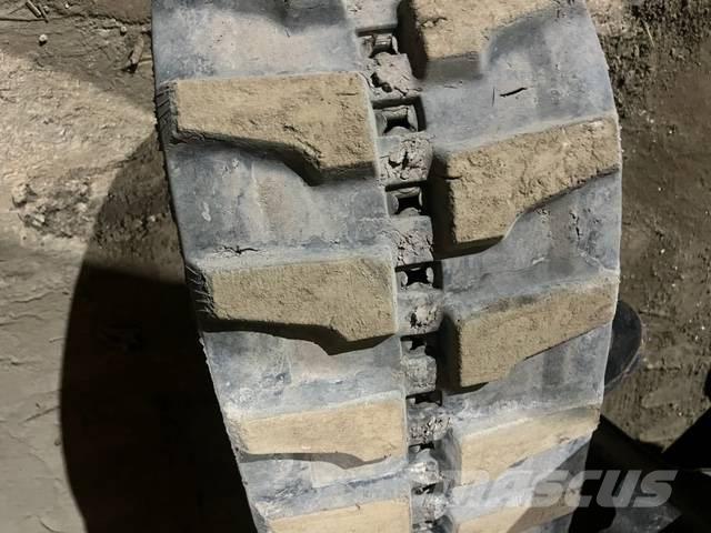 Komatsu PC 26 MR-3 Minikoparki