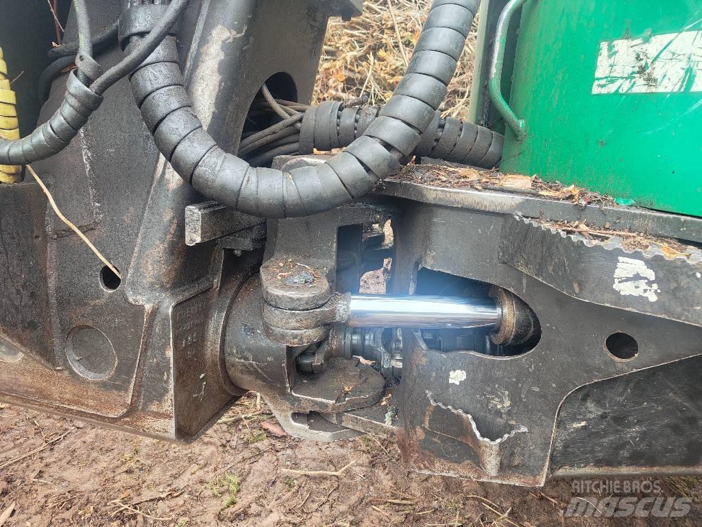 Timberjack 1110D Forwardery
