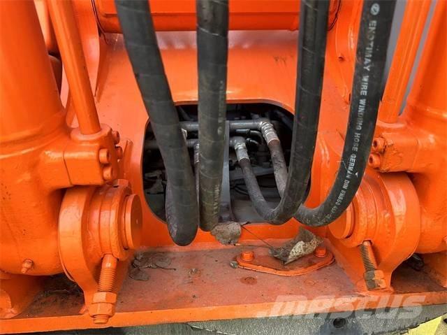 Hitachi EX100 Koparki gąsienicowe