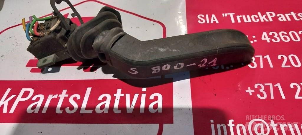 Scania R 420.  1372985 Kabiny i wnętrze