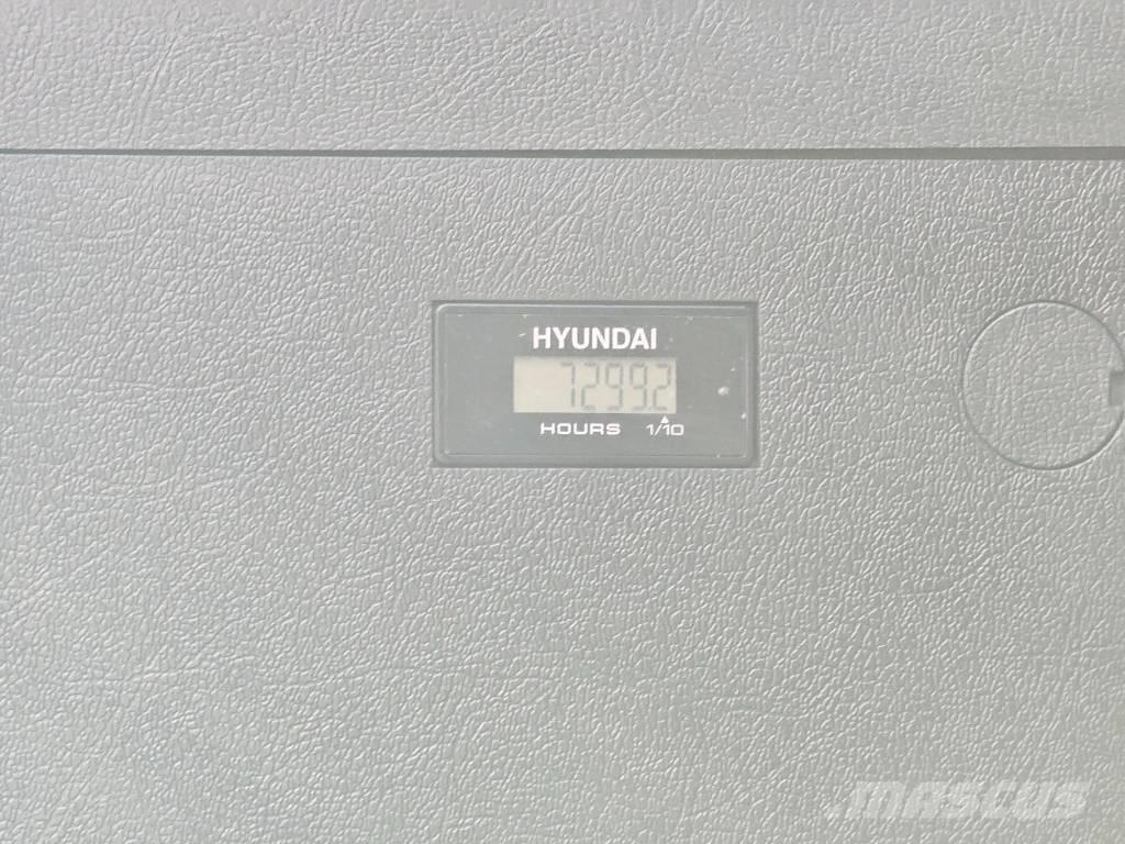 Hyundai HX 300 Koparki gąsienicowe