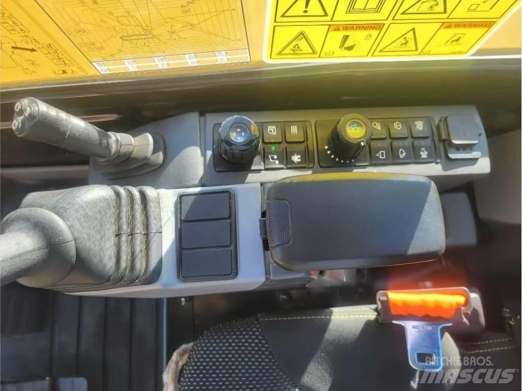 CAT 305 CR Minikoparki