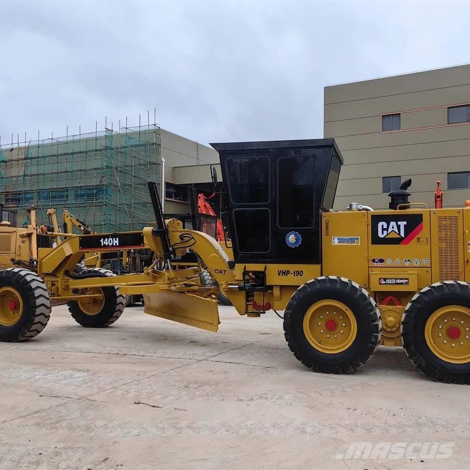 CAT 140H Równiarki