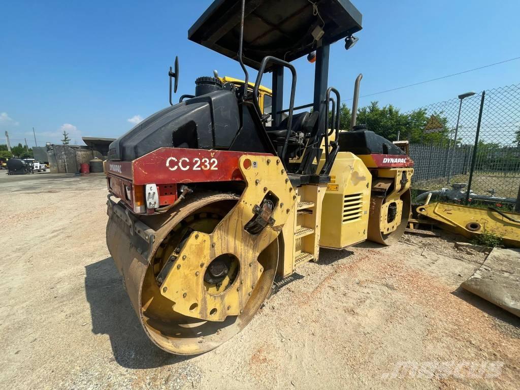 Dynapac CC 232 Walce dwubębnowe