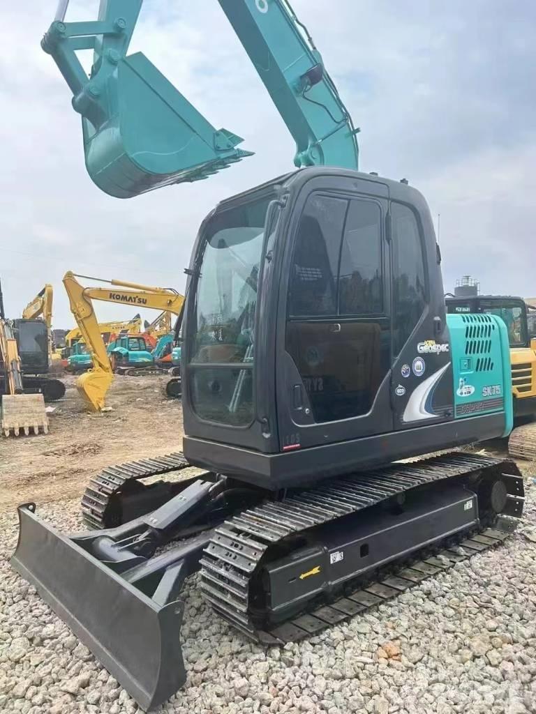 Kobelco SK 75 Midikoparki  7t - 12t