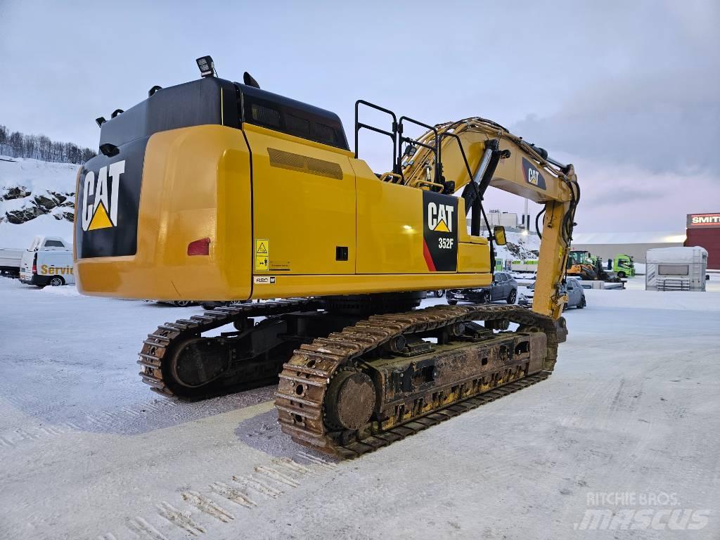 CAT 352 Koparki gąsienicowe