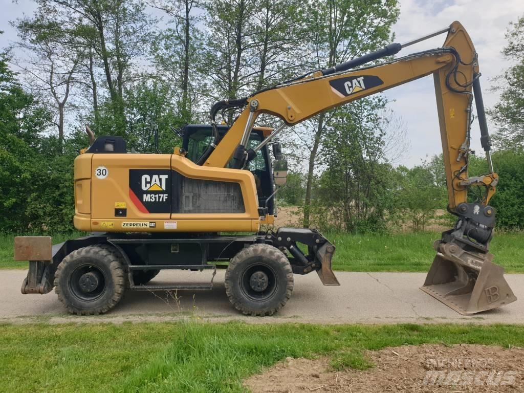 CAT M 317 F Koparki kołowe