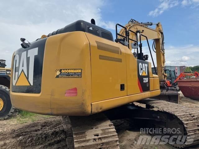 CAT 326 F L Koparki gąsienicowe
