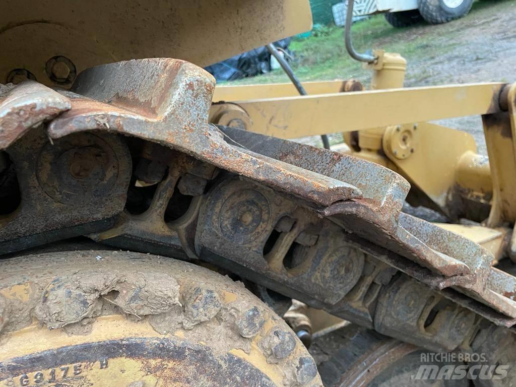 CAT D 6 T XL Spycharki gąsienicowe
