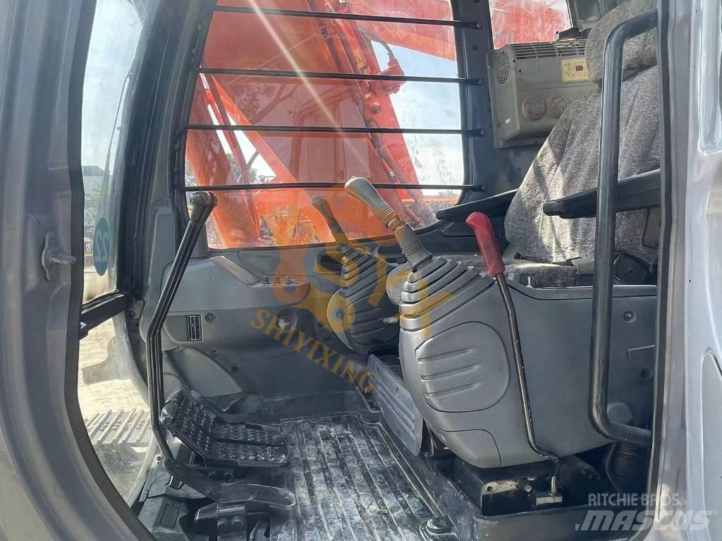 Hitachi EX 120 Koparki gąsienicowe