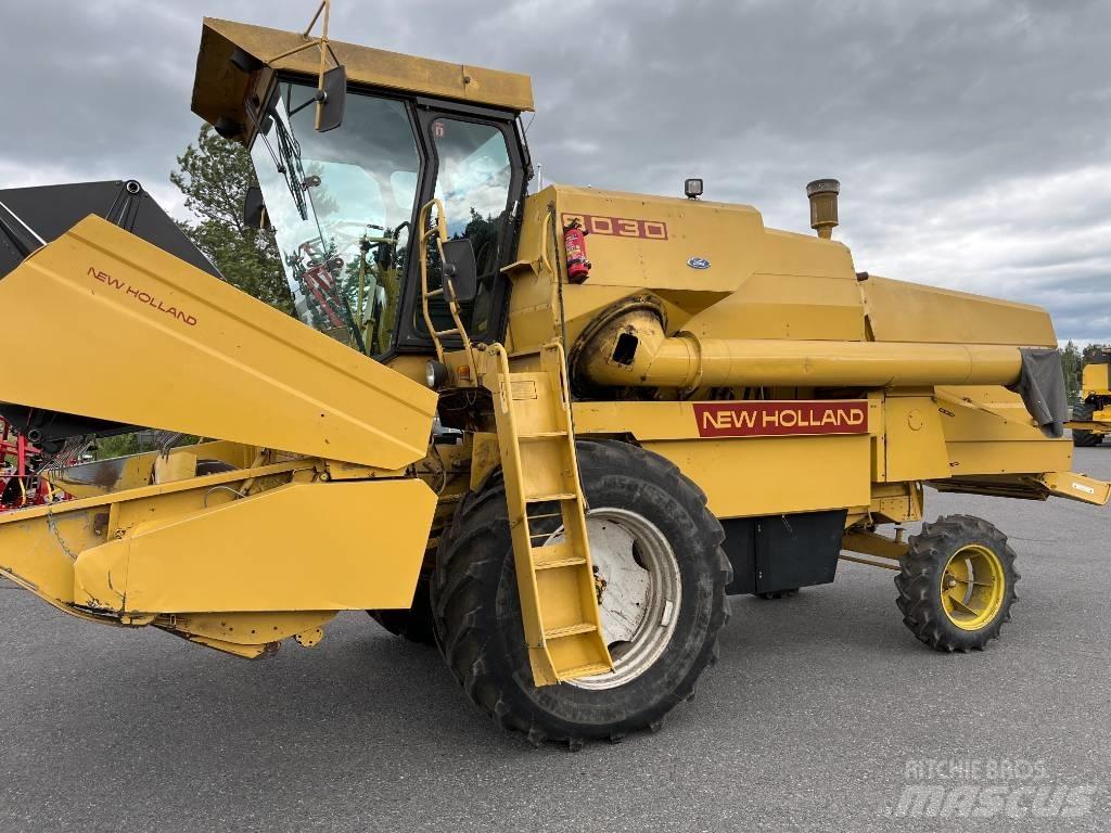 New Holland 8030 12´ Kombajny zbożowe