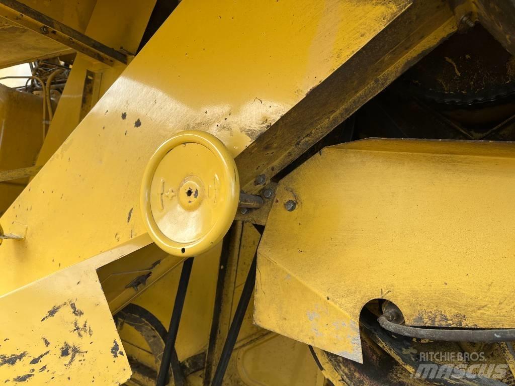New Holland 8030 12´ Kombajny zbożowe